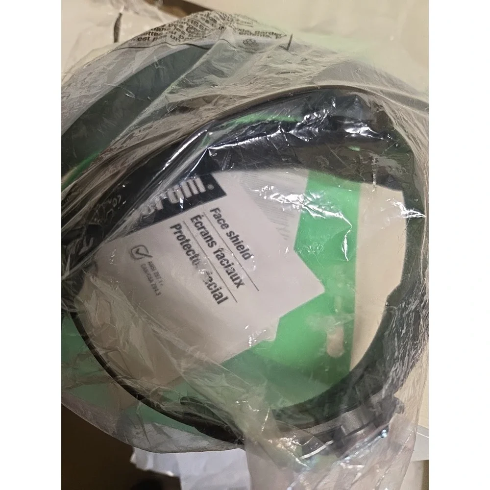Sellstrom S30120 Advantage Series Clear Window‎ Face Shield Safety Mask